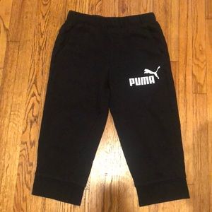 BLACK PUMA CROPPED SWEAT PANTS